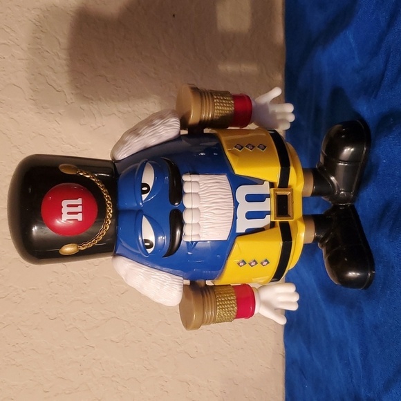 M&M Nutcracker Sweet Limited Edition Blue Candy Dispenser Holiday Collection - Picture 2 of 13